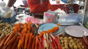 kuliner di pantai samila