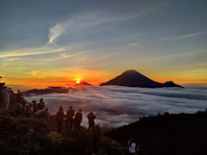Sikunir Hill Dieng