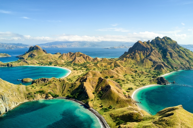 Pulau Padar, salah satu destinasi dalam paket wisata open trip Labuan Bajo 3 hari 2 malam
