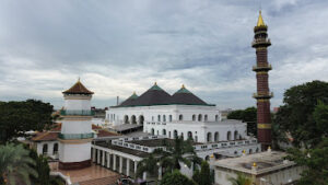 Sultan Mahmud Badaruddin I Jayo Wikramo Great Mosque
