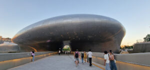 Dongdaemun Design Plaza (DDP)
